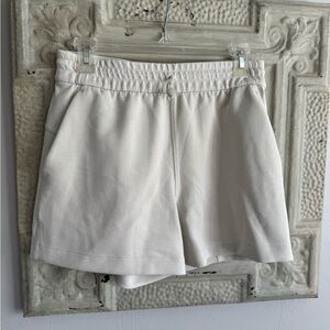 Lululemon Softstream Athletica White Short 6